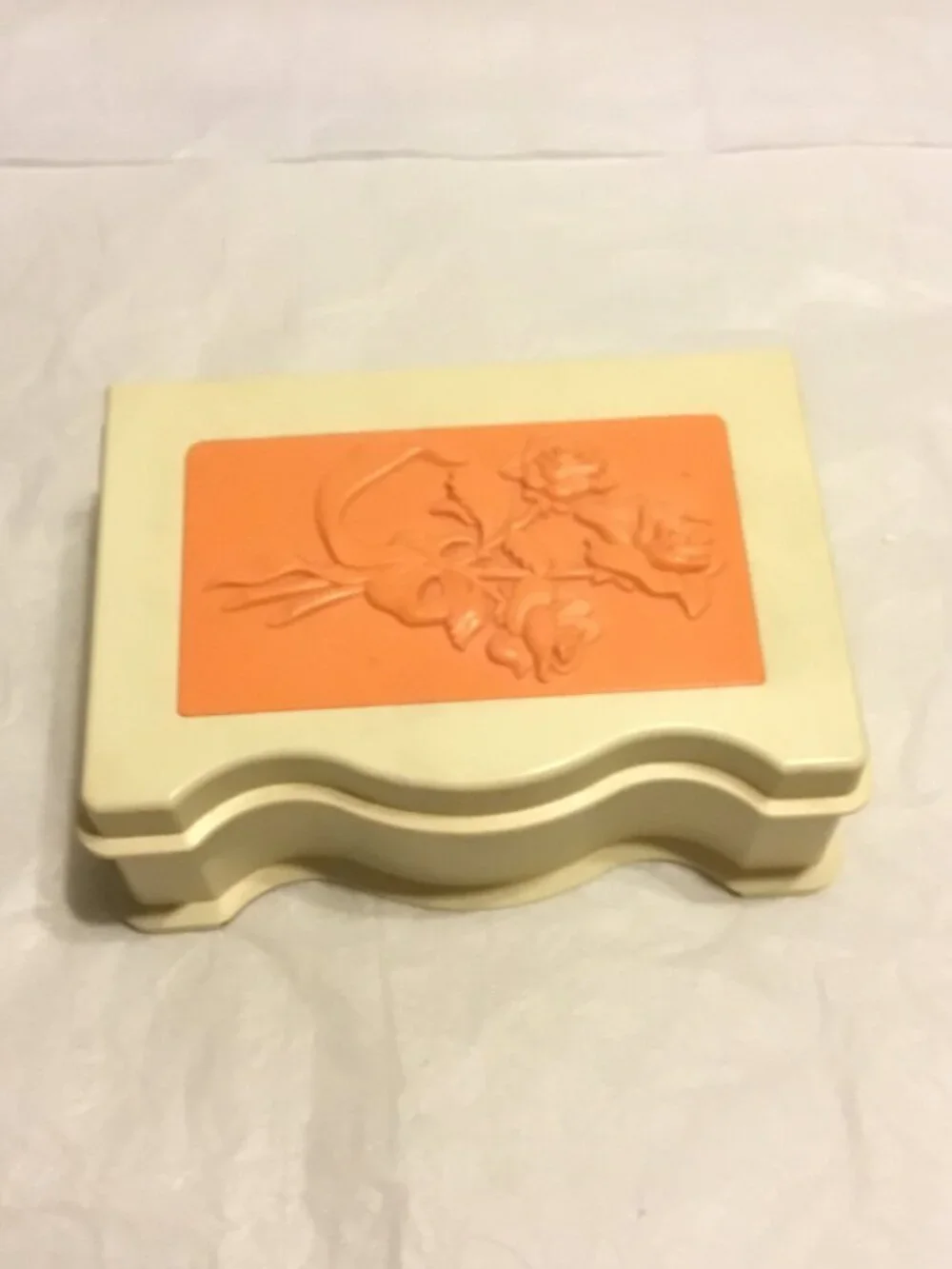 Vintage 1989 Playskool little girl's plastic jewelry box full of lots of jewelry